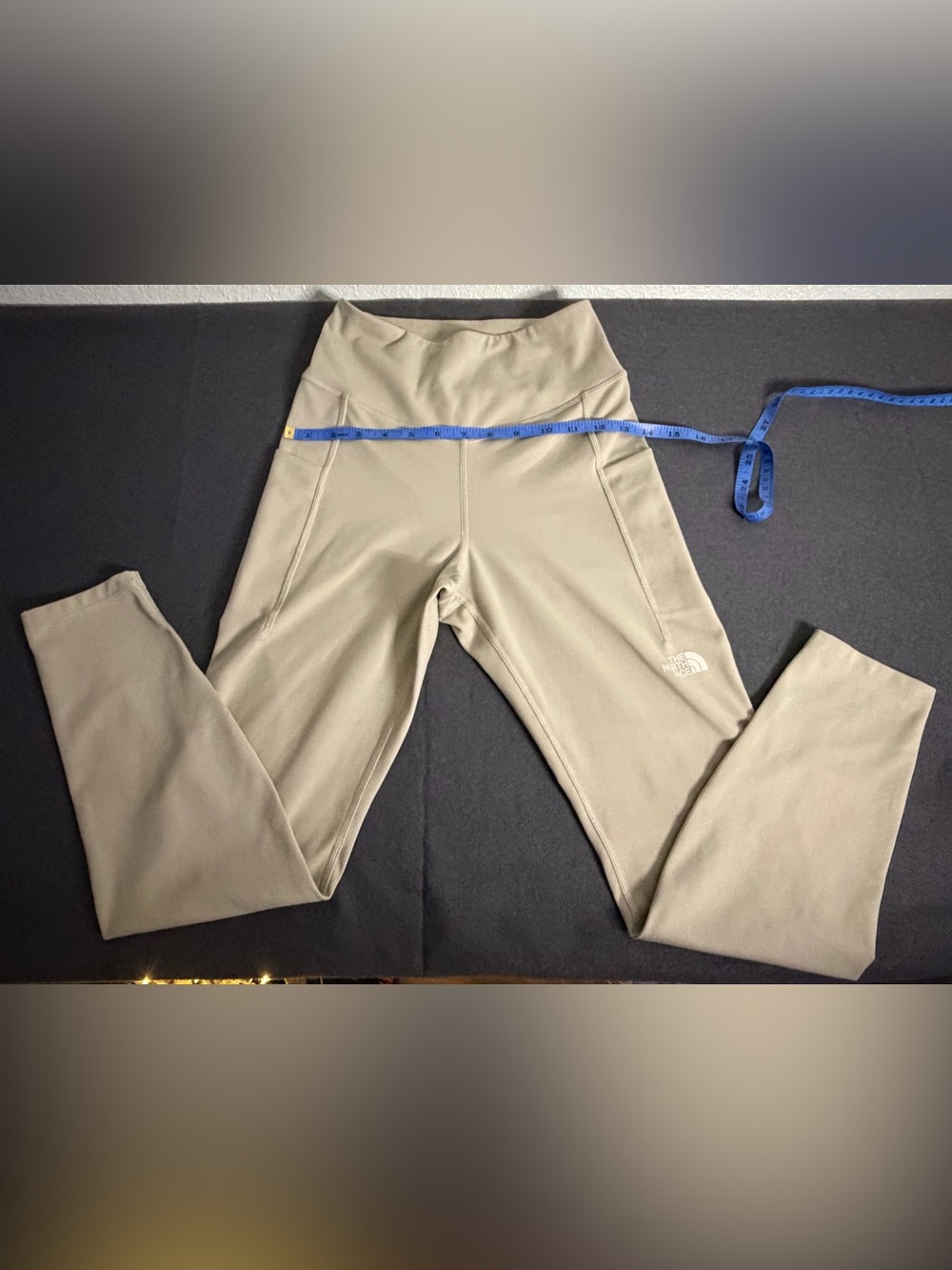 The North Face Midline High Rise Pocket 7/8 Leggings Tan M